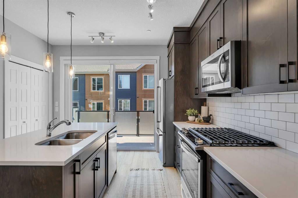 213 Livingston - Thumbnail 5