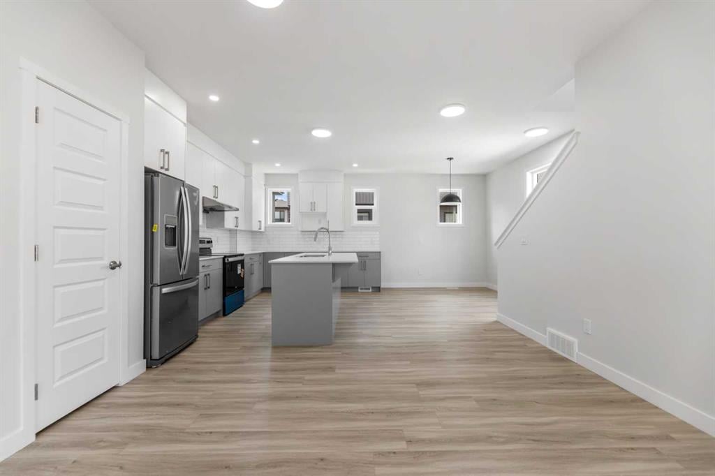 90 Corner Meadows - Thumbnail 2