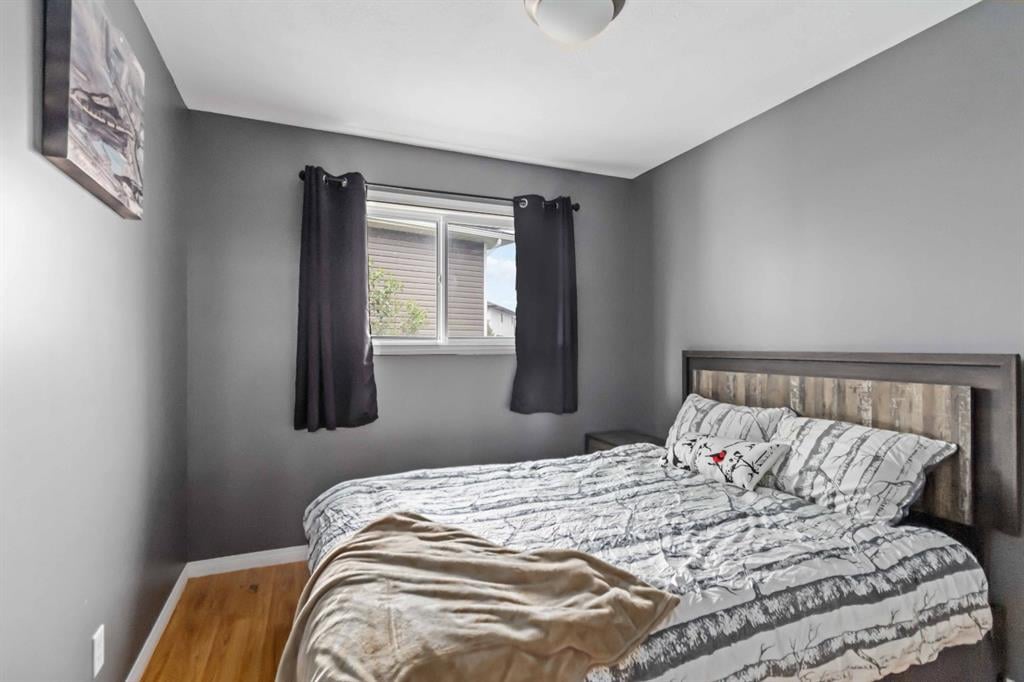 220 Warren - Thumbnail 8