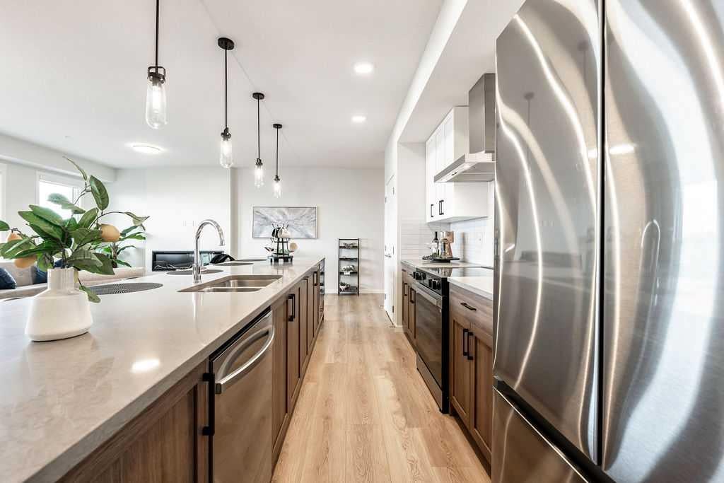 550 Belmont - Thumbnail 8