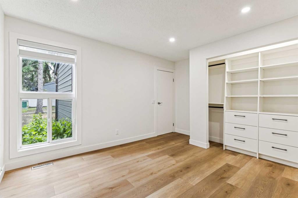 2520 Palliser - Thumbnail 2