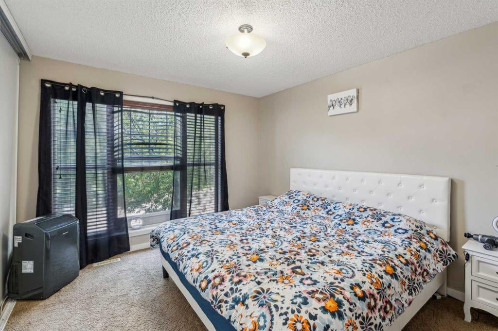 22 Auburn Bay - Thumbnail 7