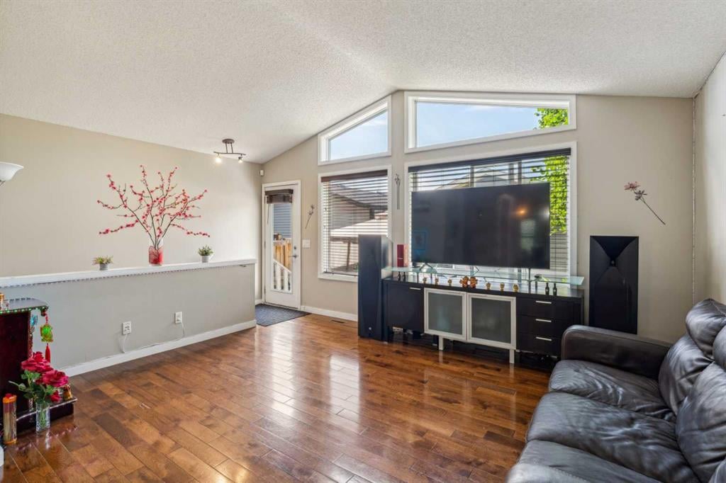 22 Auburn Bay - Thumbnail 4