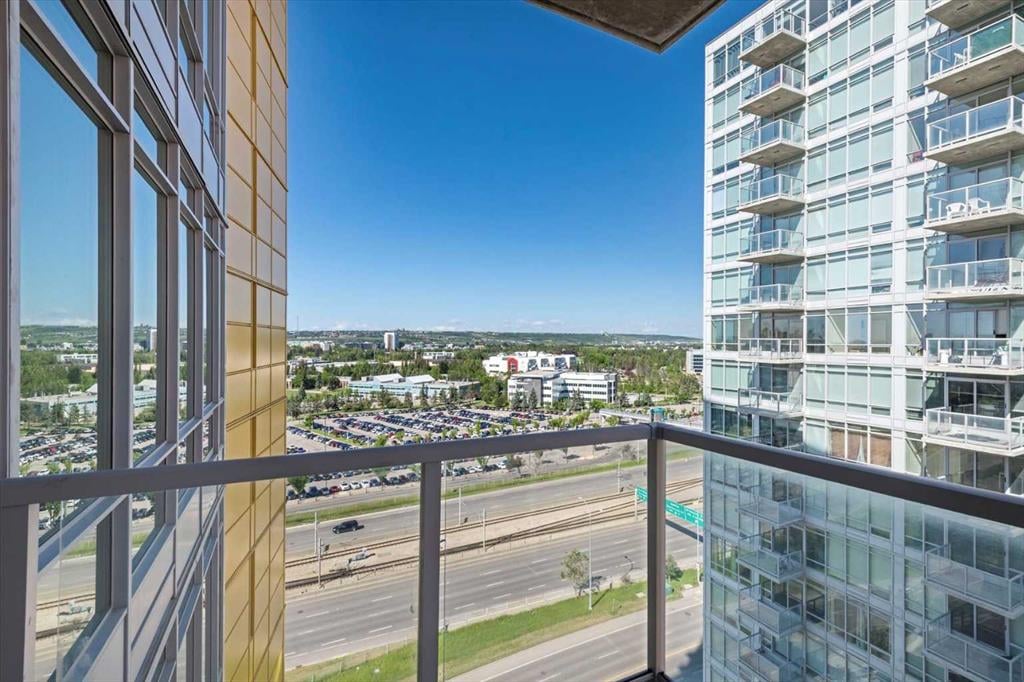 3820 Brentwood - Thumbnail 2