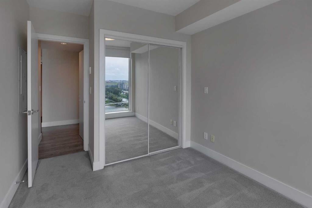 519 Riverfront - Thumbnail 5