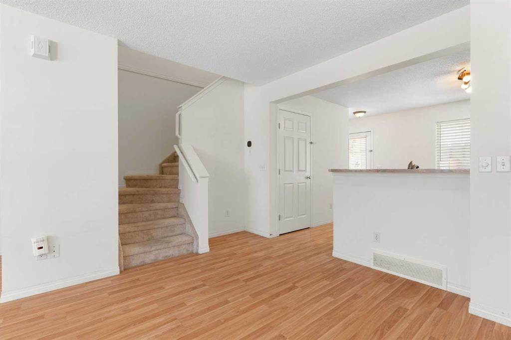 119 Royal Birch - Thumbnail 2