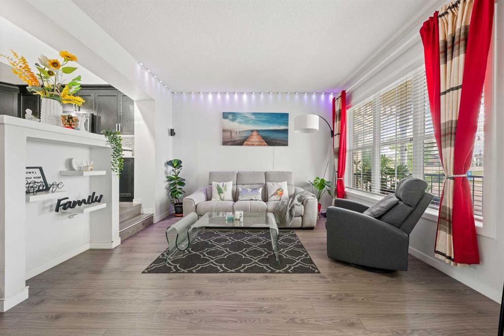 28 Auburn Bay - Thumbnail 3