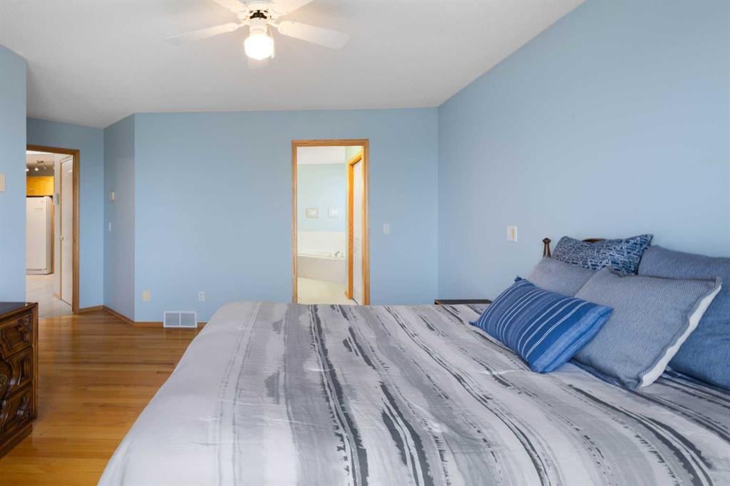 212 Hampstead - Thumbnail 5