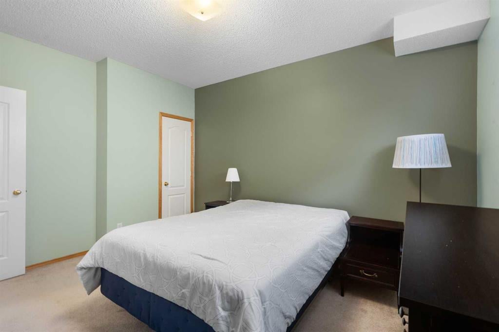 212 Hampstead - Thumbnail 8