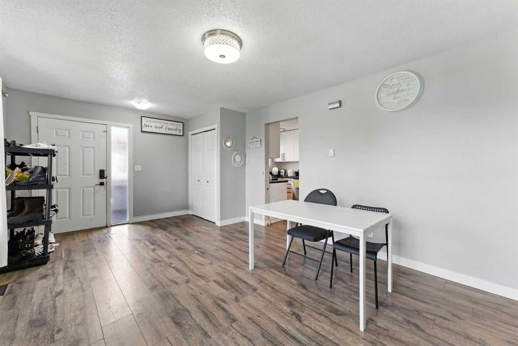 218 Whitman - Thumbnail 5