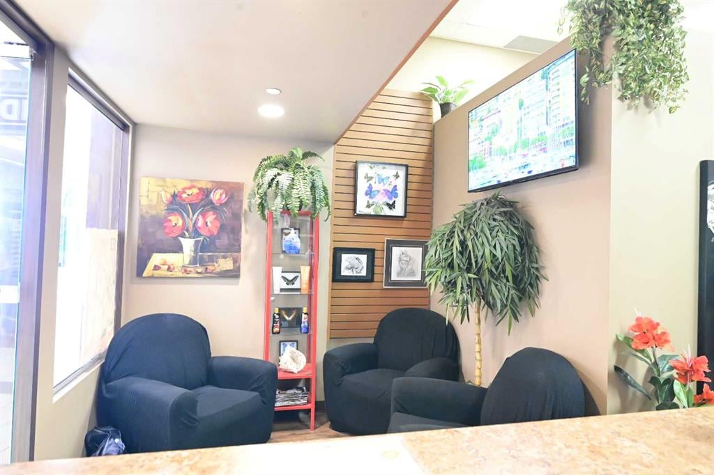 8120 Beddington - Thumbnail 7