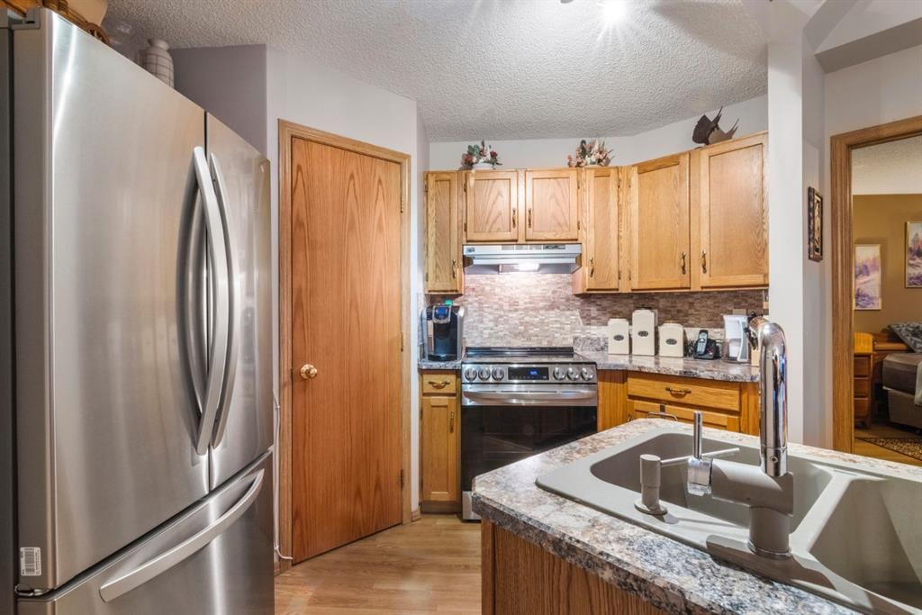 106 Somerset - Thumbnail 8