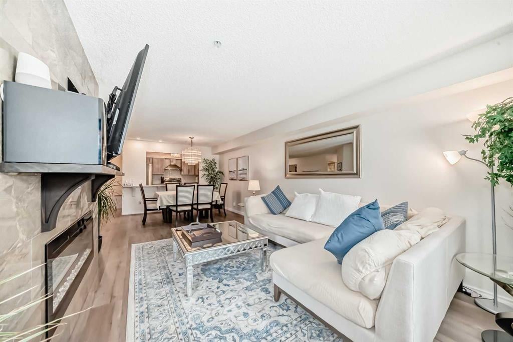 928 Arbour Lake - Thumbnail 7