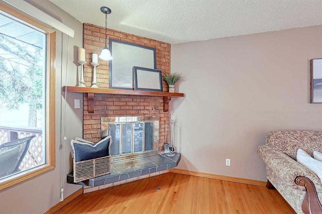 5007 Vallance - Thumbnail 3
