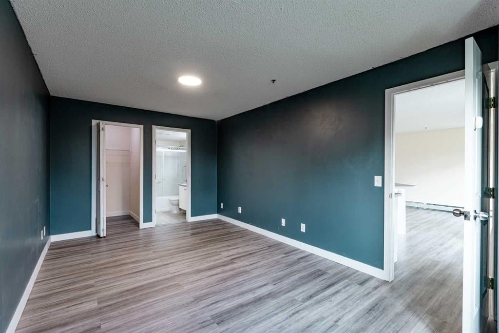 2106 Valleyview - Thumbnail 6