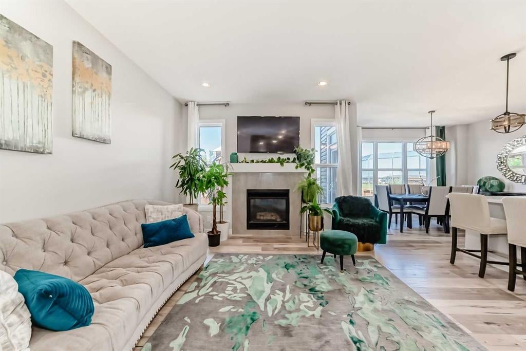 56 Belmont - Thumbnail 3
