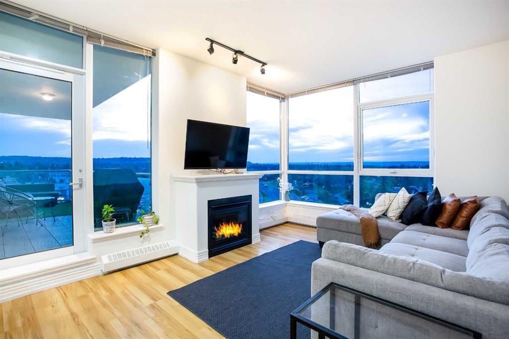 55 Spruce - Thumbnail 5