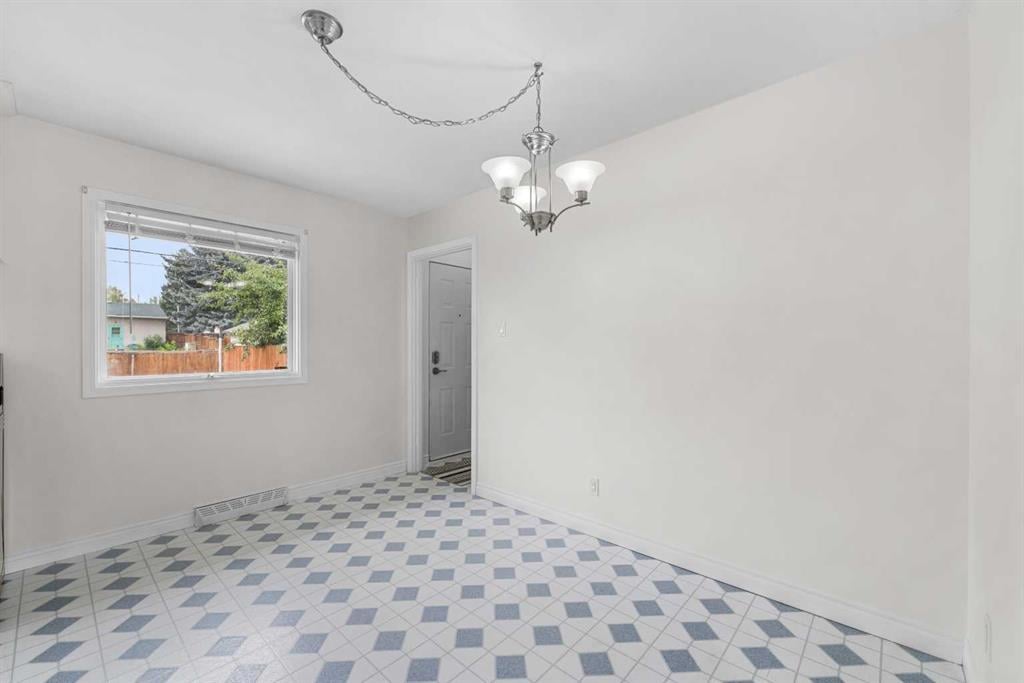 8527 Athabasca - Thumbnail 5