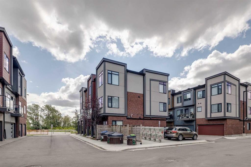 614 Greenbriar - Thumbnail 2