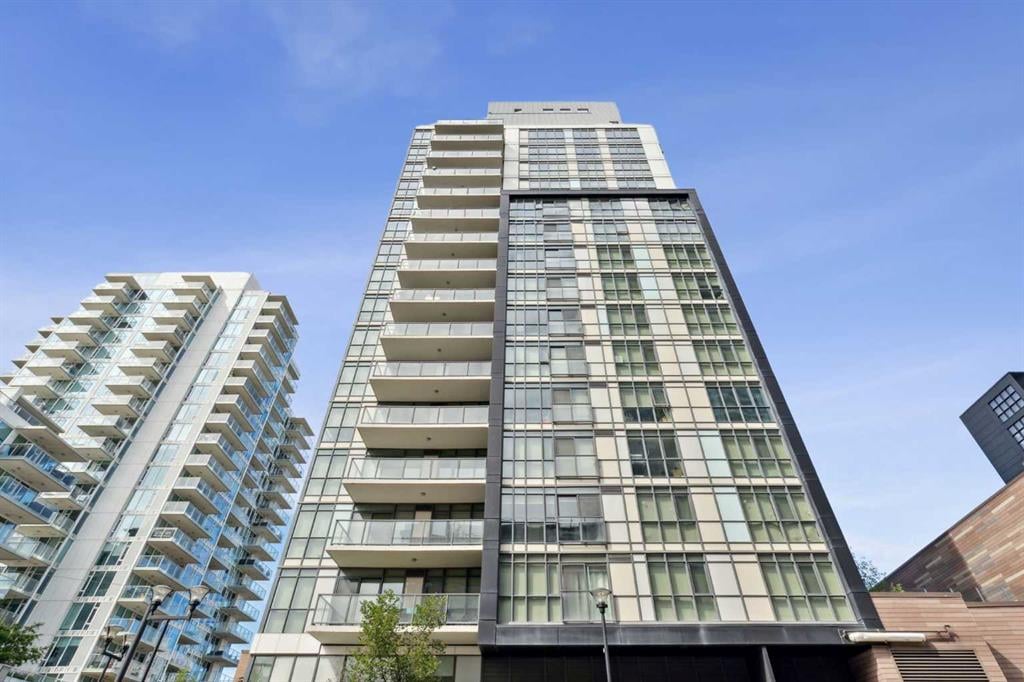 550 Riverfront - Thumbnail 1
