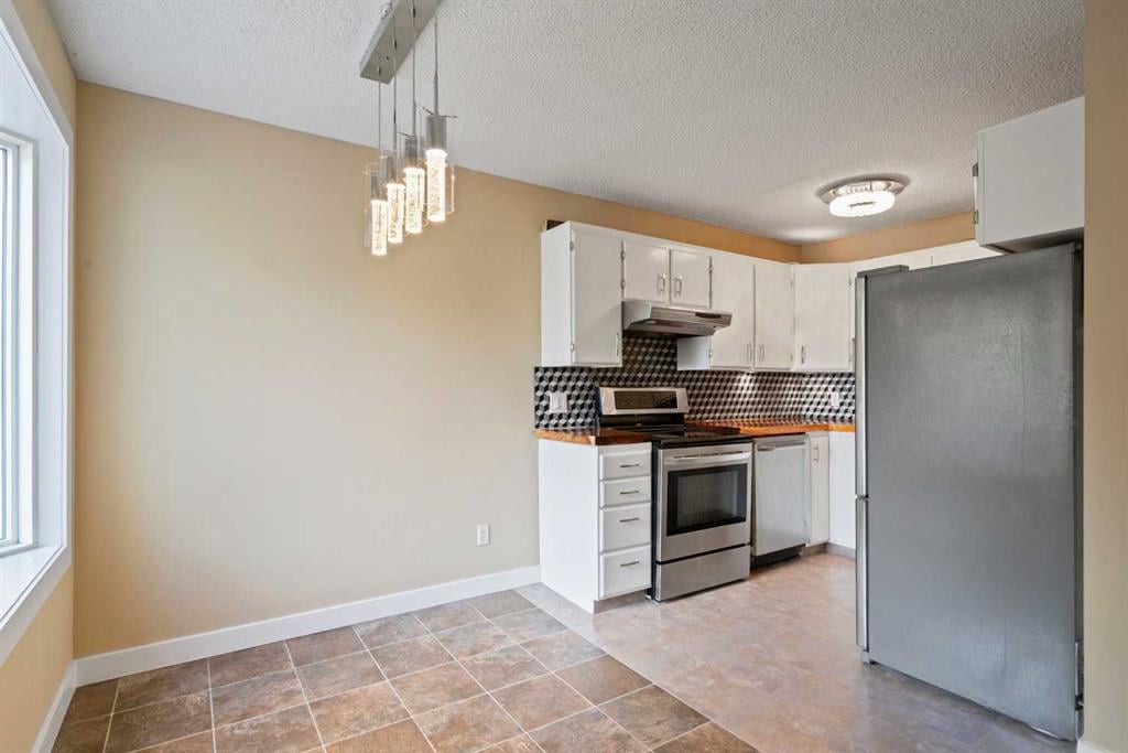 1318 Ranchlands - Thumbnail 3