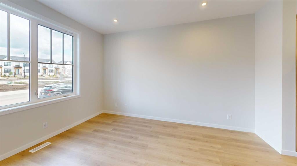 1465 Rangeview - Thumbnail 8