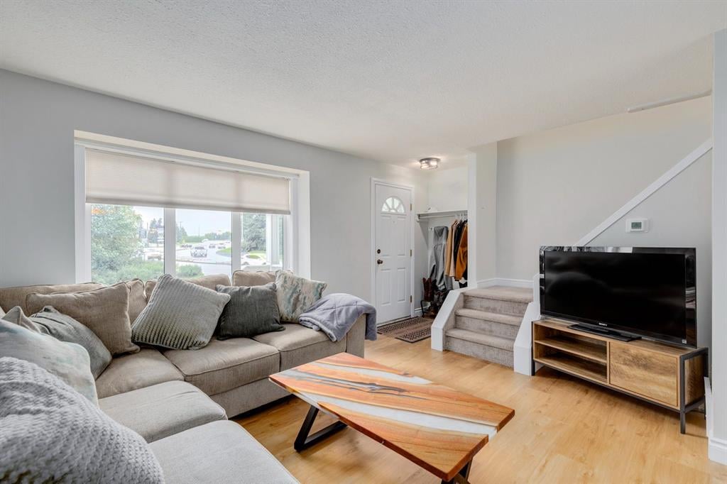 122 Killarney Glen - Thumbnail 3