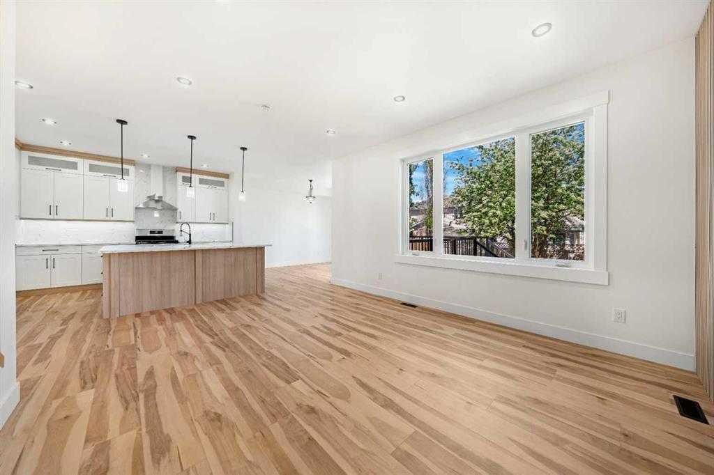 136 DOUGLAS RIDGE - Thumbnail 5