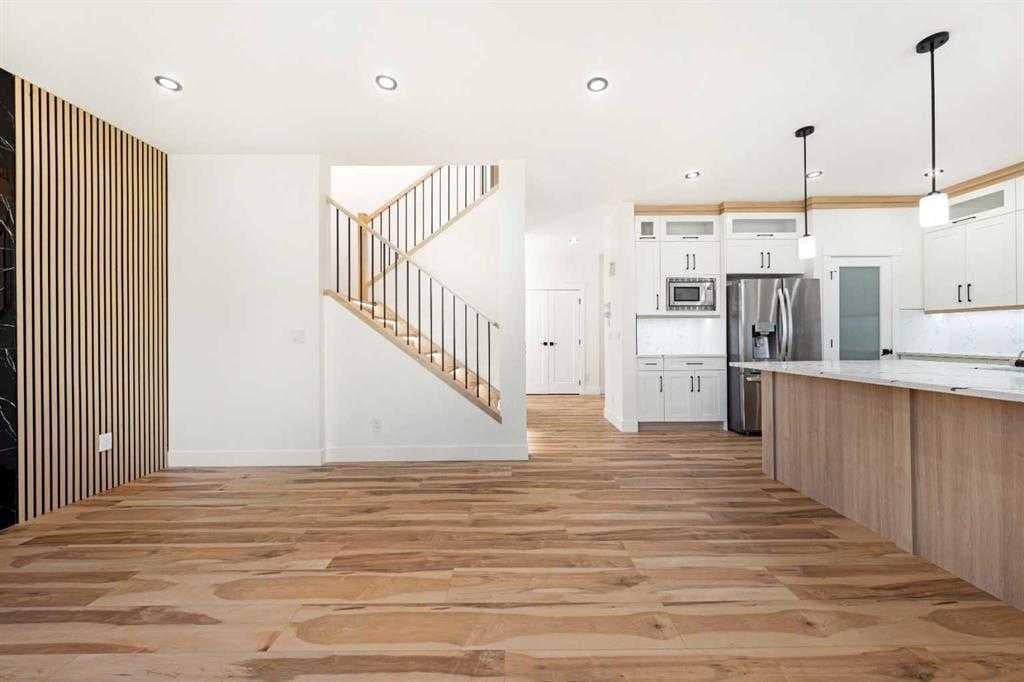 136 DOUGLAS RIDGE - Thumbnail 6