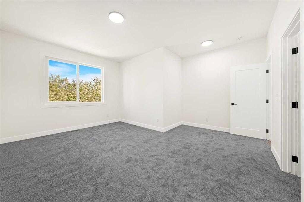 136 DOUGLAS RIDGE - Thumbnail 2