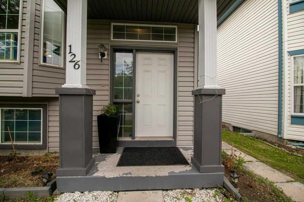 126 Martin Crossing - Thumbnail 7