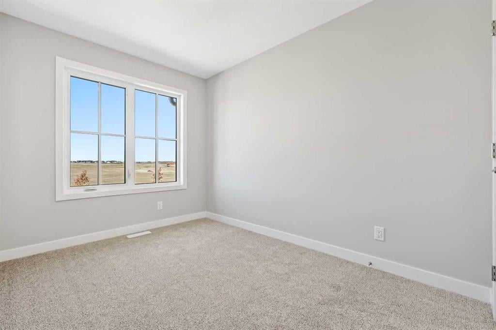 7055 Rangeview - Thumbnail 5