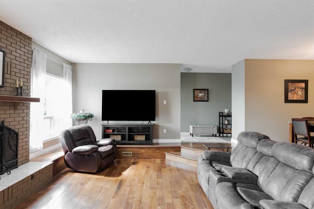120 Gladue - Thumbnail 3