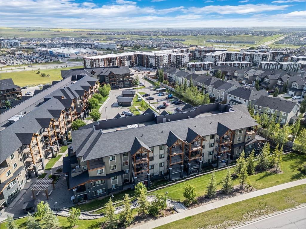 402 Kincora Glen - Thumbnail 3