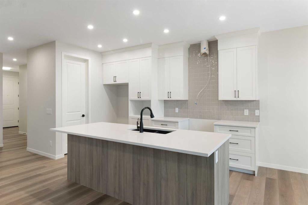 164 Belmont - Thumbnail 7