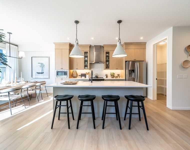 164 Belmont - Thumbnail 4