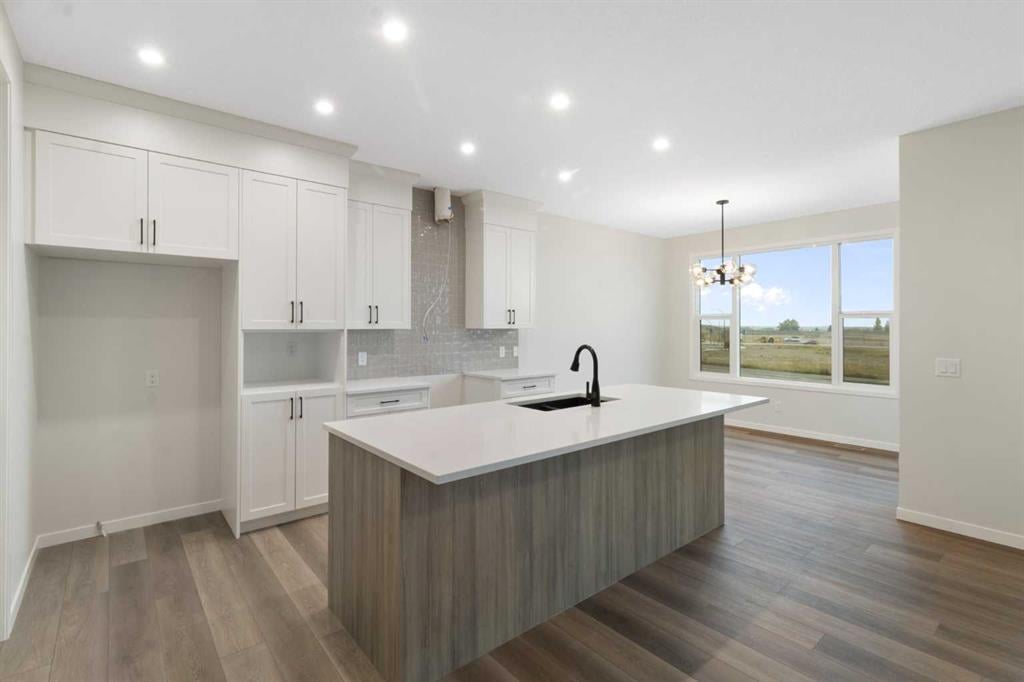 164 Belmont - Thumbnail 8