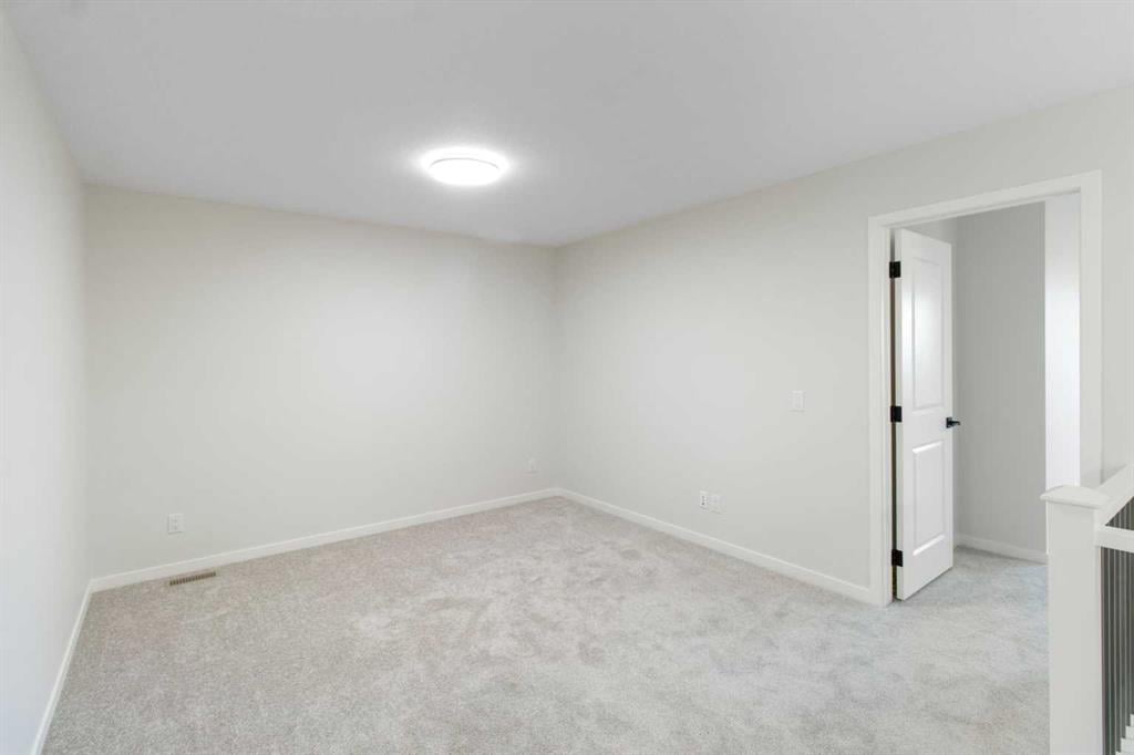 164 Belmont - Thumbnail 4
