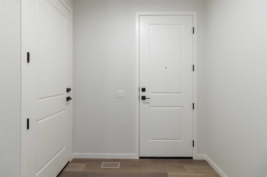 164 Belmont - Thumbnail 5