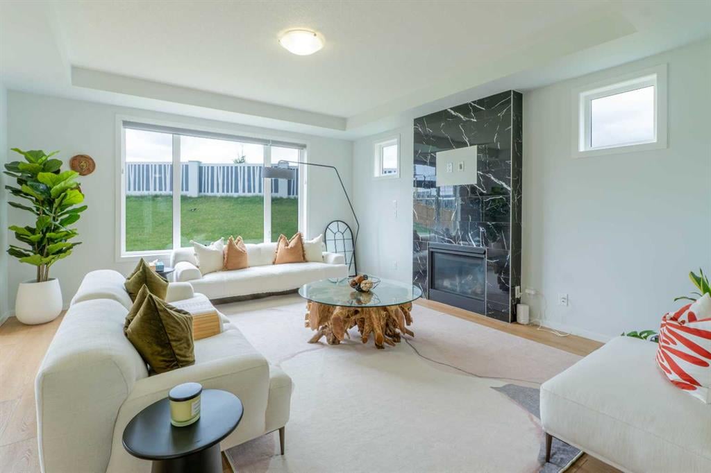 119 Carrington - Thumbnail 3
