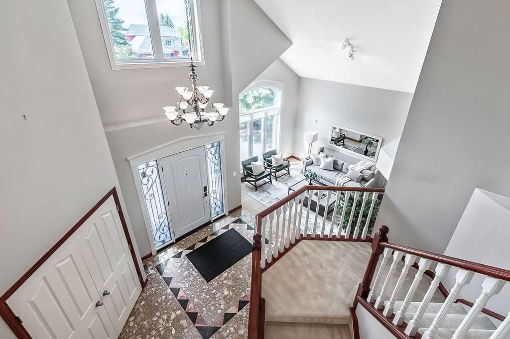202 Sienna Hills - Thumbnail 2
