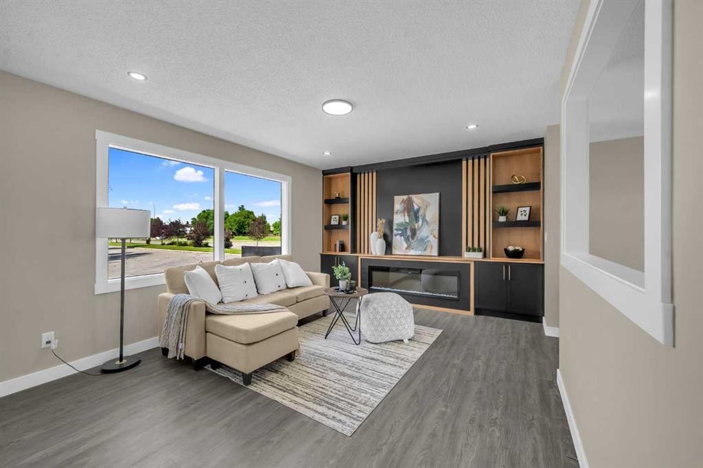 951 Maitland - Thumbnail 3