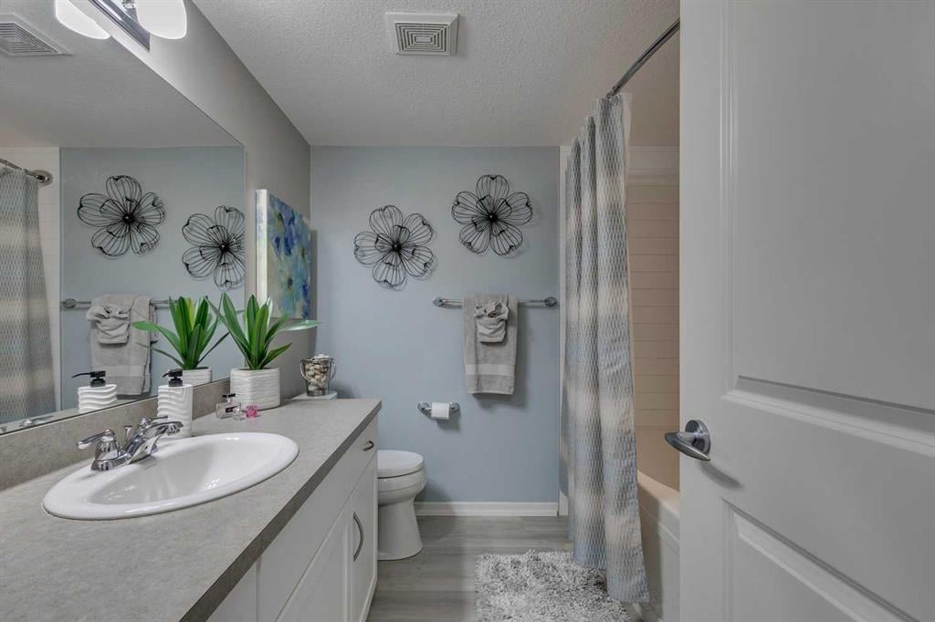 310 Mckenzie Towne - Thumbnail 6
