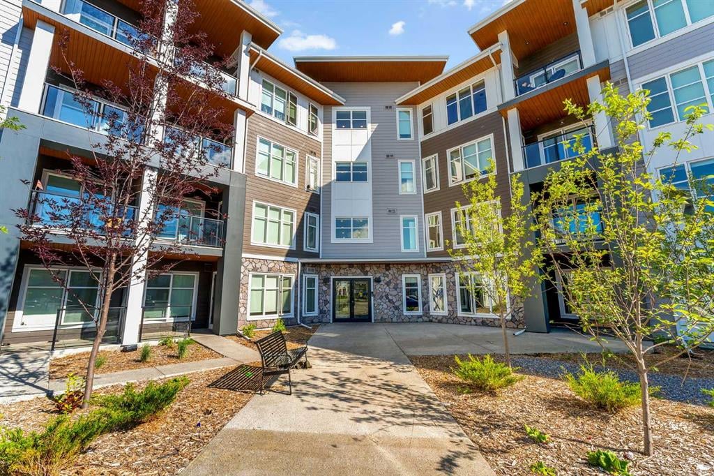 681 Savanna Boulevard - Thumbnail 5