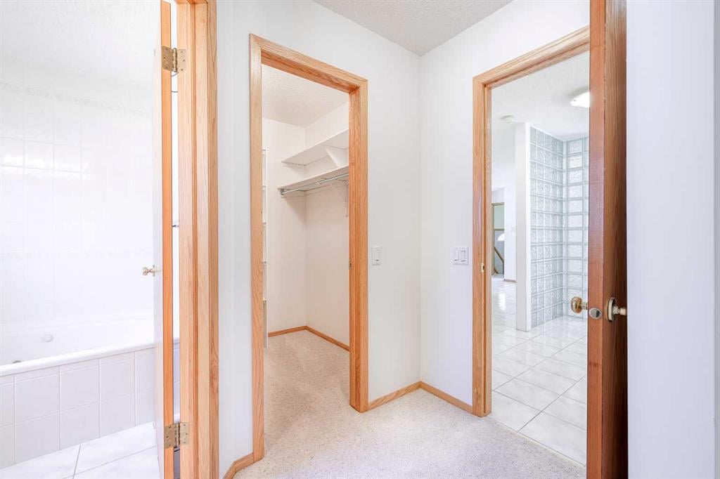 620 Oakwood - Thumbnail 5