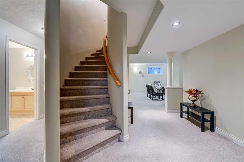 230 Simcoe - Thumbnail 5