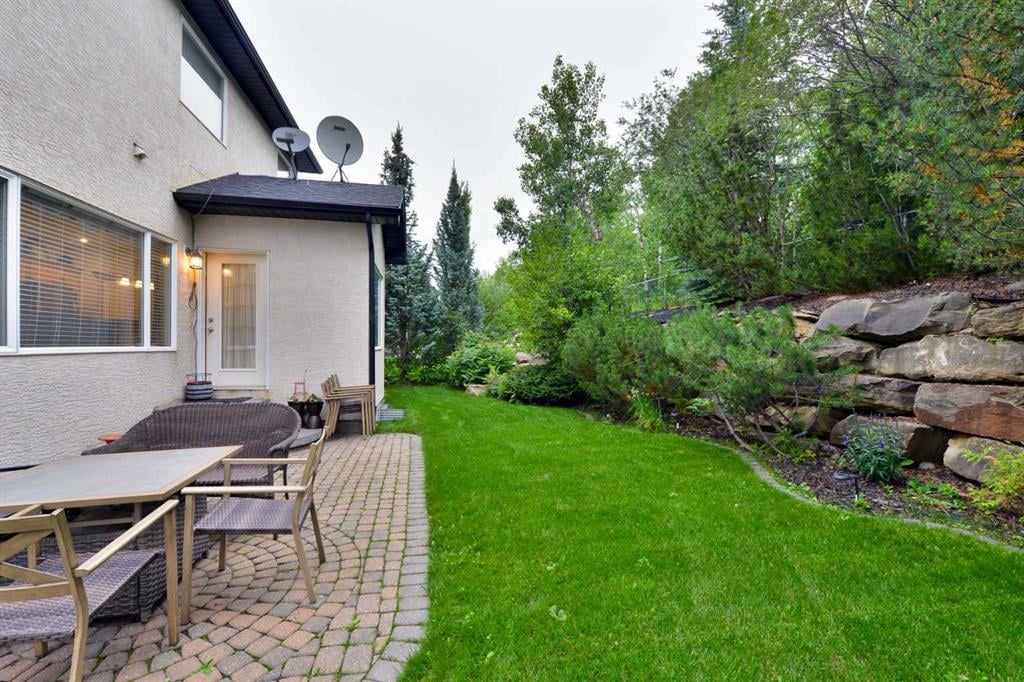 230 Simcoe - Thumbnail 8
