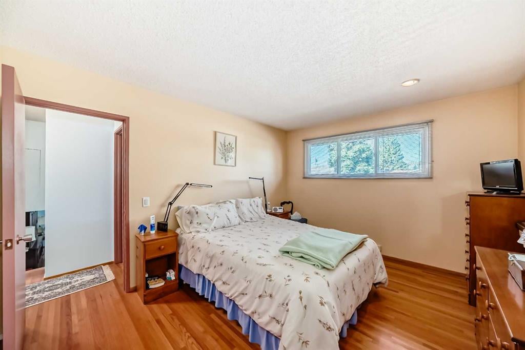 4536 Vandergrift - Thumbnail 7