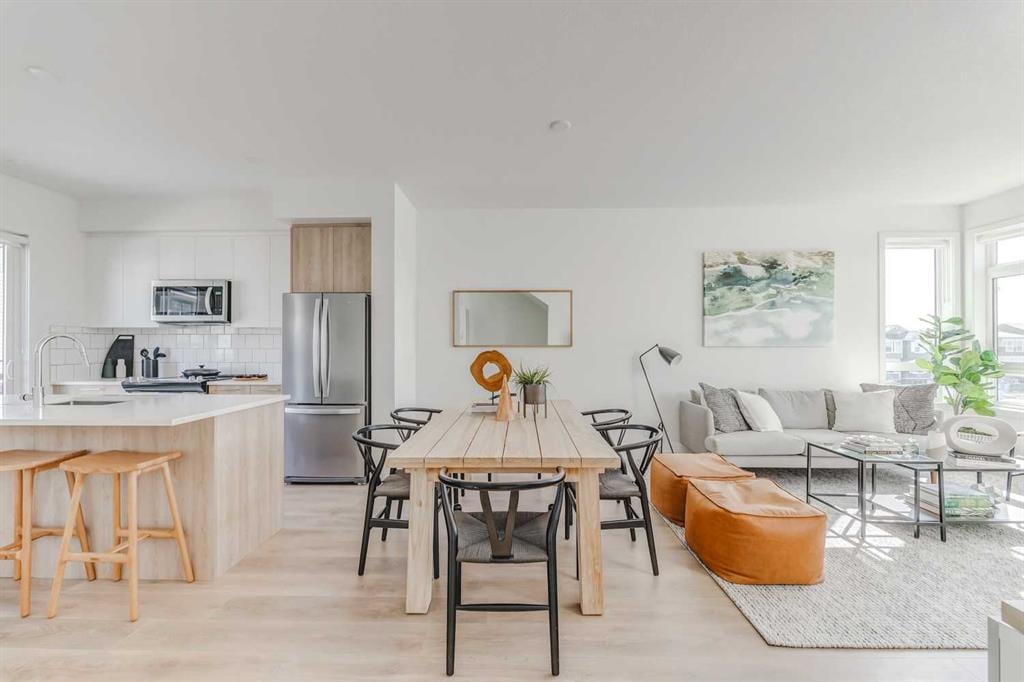 857 Belmont - Thumbnail 7