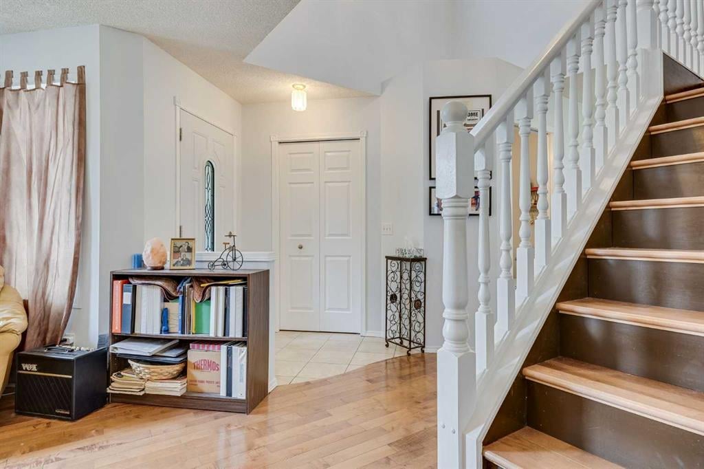 192 Douglas Ridge - Thumbnail 8